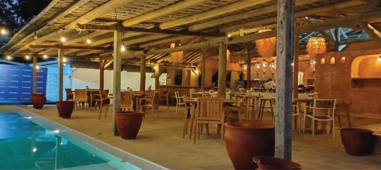 Bungalow Cafe Gili Beachfront Gili Meno Buitenkant foto