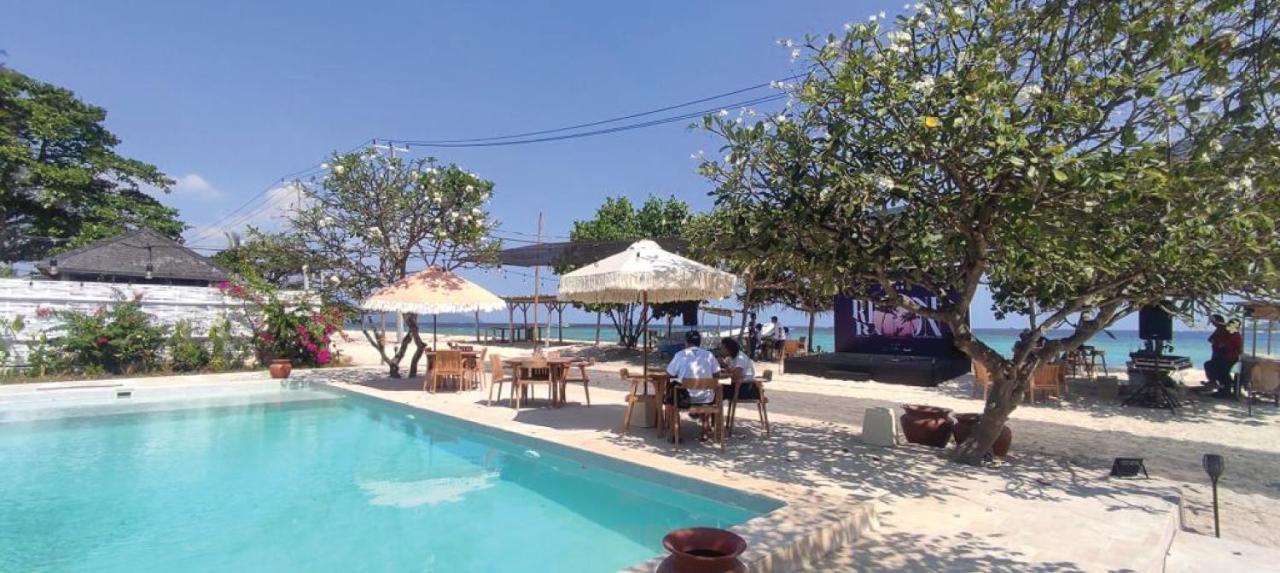 Bungalow Cafe Gili Beachfront Gili Meno Buitenkant foto